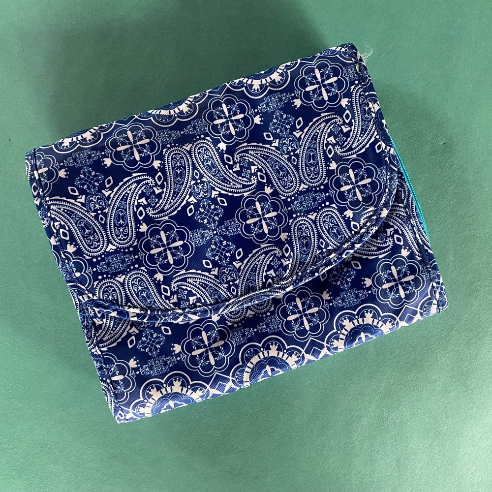 KESTREL Paisley Print Travel Bag
